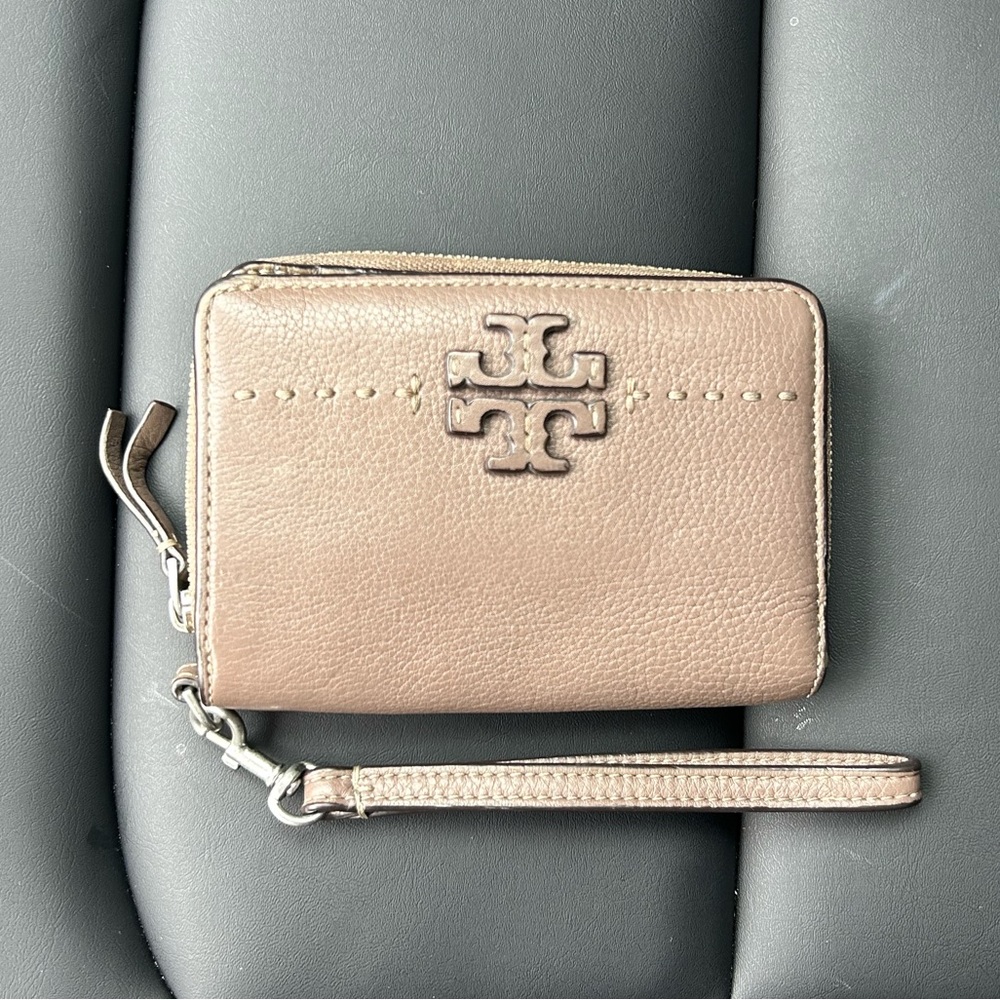 Tory Burch Britten Wristlet